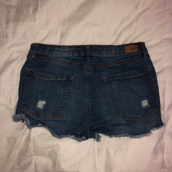 RSQ Venice Mid Rise Ripped Denim Shorts - Picture 3 of 3